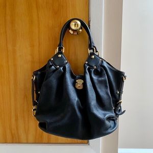 Louis Vuitton Monogram Mahina L Black Hobo Bag